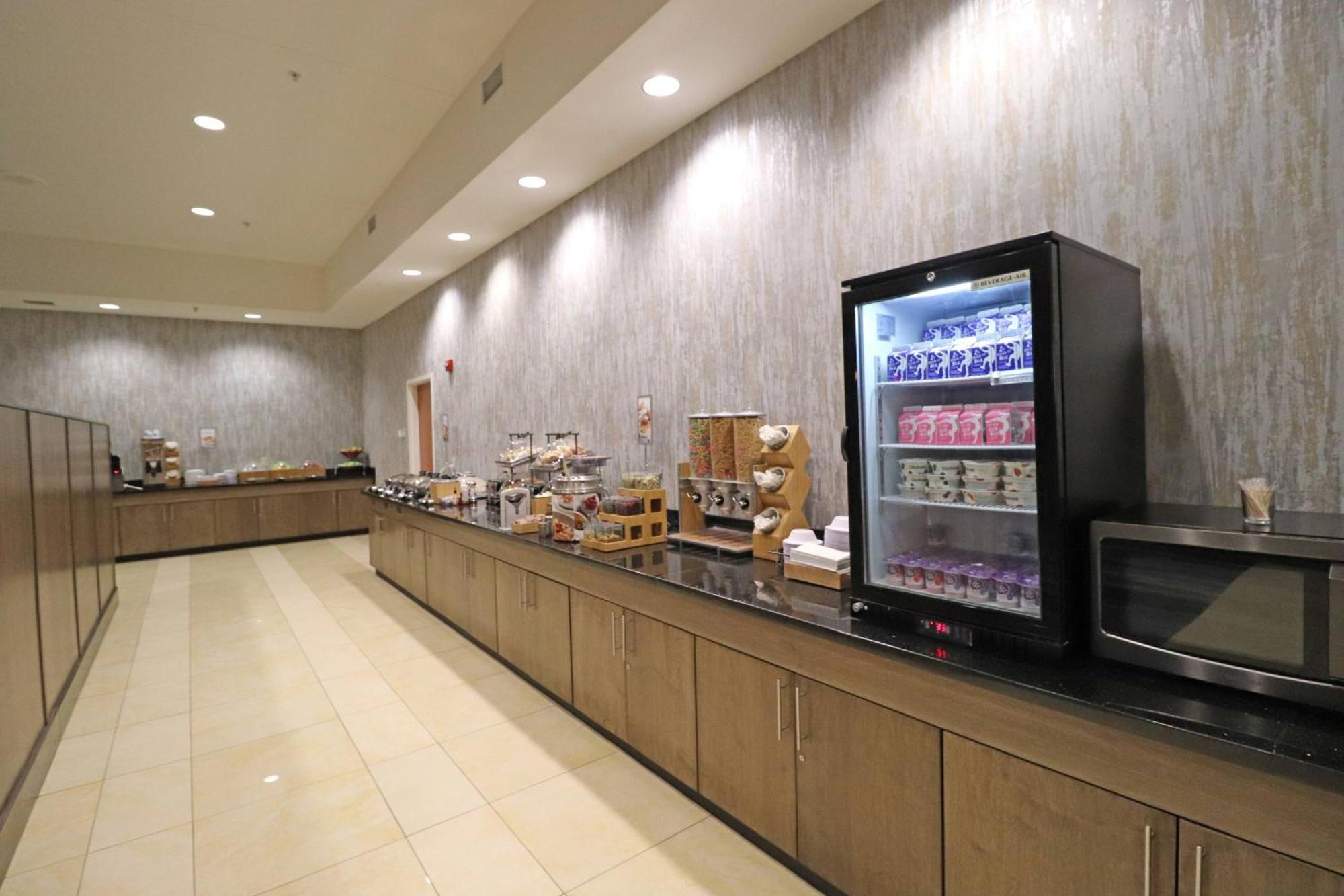 科尔尼万豪费尔菲尔德客栈&套房酒店 卡尼 外观 照片